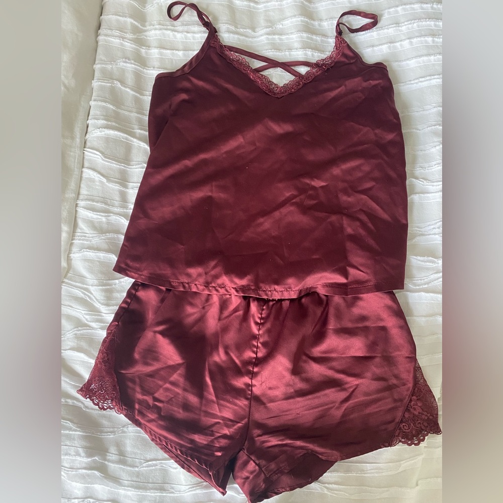 Tamari Burgundy pajama set